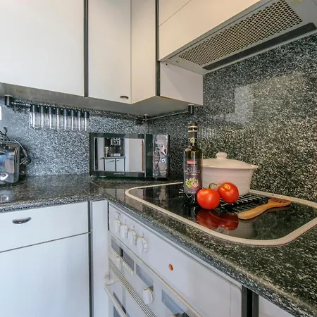 San Siro Sleeps 4 San Siro (Lombardy)
