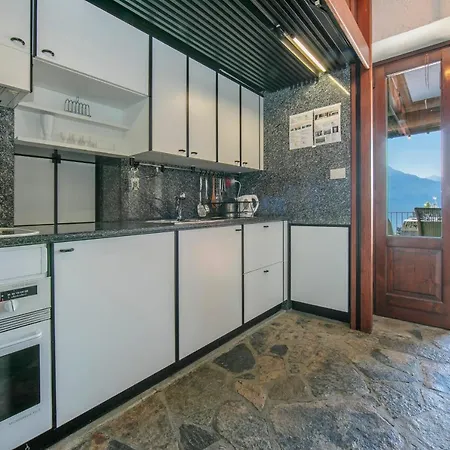 San Siro Sleeps 4
